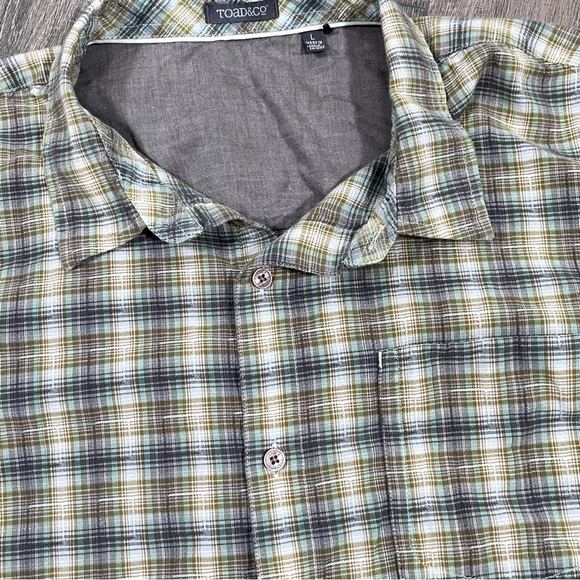 Toad & Co Men's Short Sleeve Button Up Shirt Size Large - Picture 3 of 7
